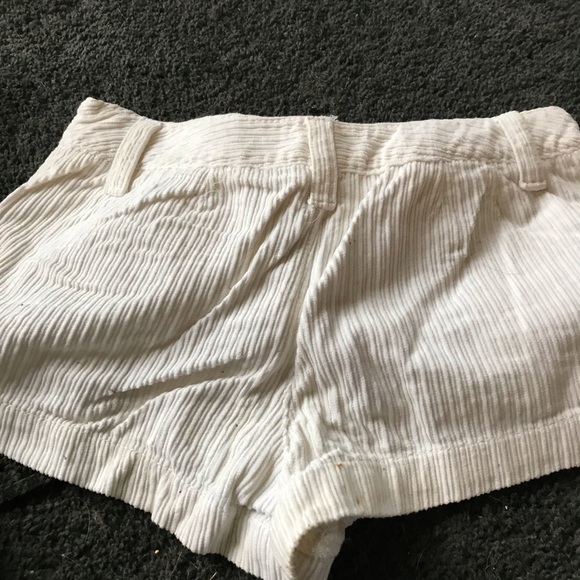 Shorts - Picture 7 of 7